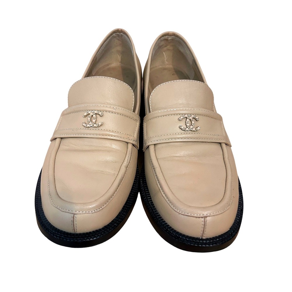 Chanel Beige Tan Lambskin Leather CC Logo Penny Loafers G37435 Size 40C - Picture 4 of 16